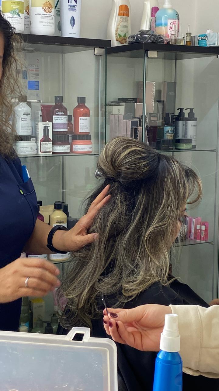 Coloración balayage a media melena